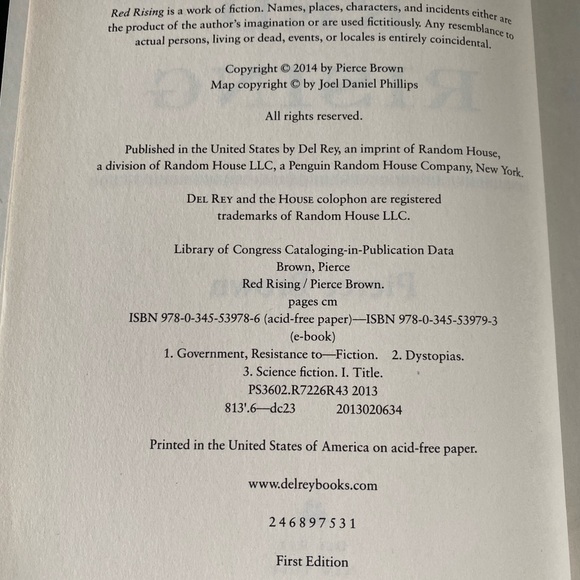 Red Rising - First Edition / First printing. By: Pierce Brown - Picture 6 of 6